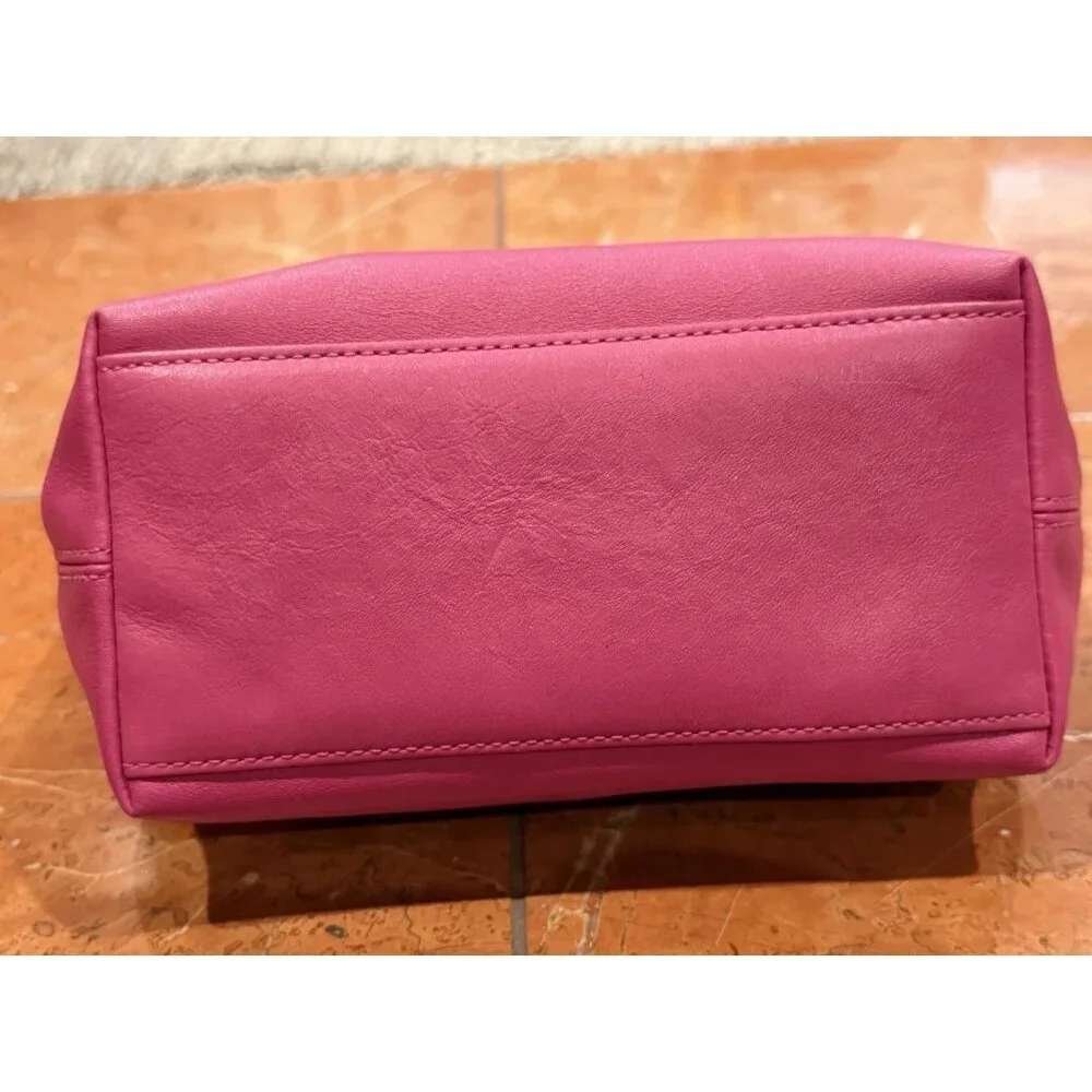COACH 1941 DEMI LEATHERWARE FUCHSIA PINK RED LEATHER BAGUETTE CHARM TAG NEW NWOT